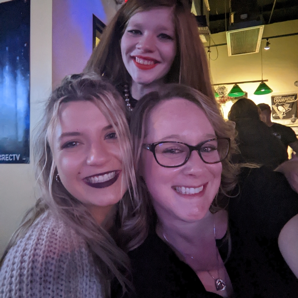 Meet your Posher, Trishia